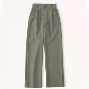 A&F Sloane Tailored Pant in Olive